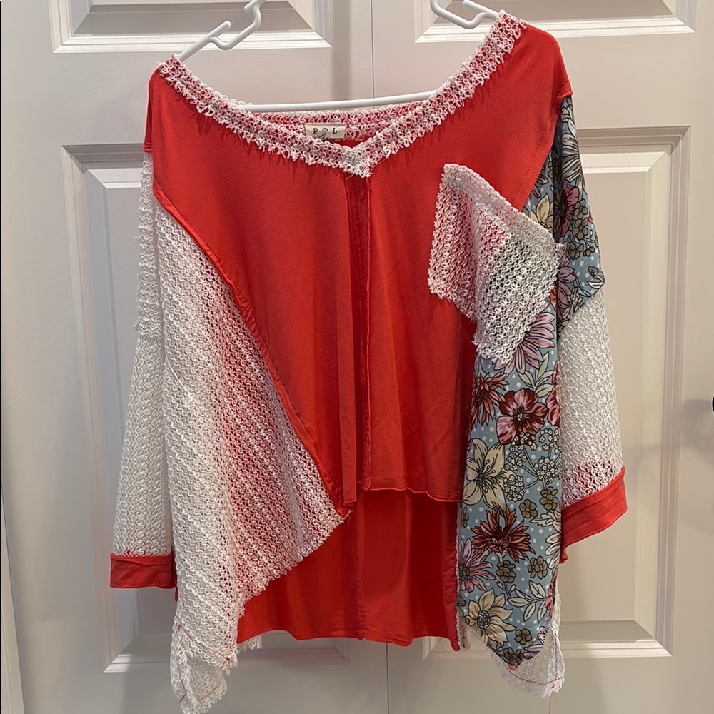 POL NWOT Women's Red and White Floral Patchwork Top